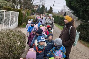 Berušky - Divadelní představení v KC Kamenice O líných strašidlech