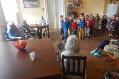 Berušky -  Na návštěvě v Domově seniorů Pyšely