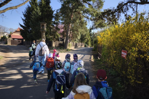 Berušky - Vycházka po okolí školky