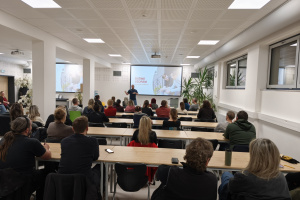 Beseda rodičů a pedagogů s psychologem Milanem Studničkou o výchově dětí bez křiku a napětí