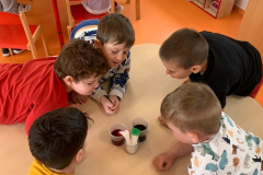 7d7e6c0c-aa56-4dae-bfab-5c48a7863df0