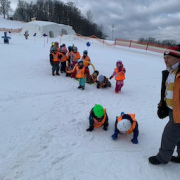 Hravé lyžování v Pampelišce a LMŠ