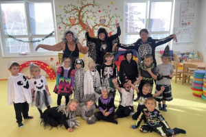 Ježečci - Halloweenský karneval