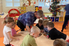 b25f0449-3fbb-4f88-97a7-f824043797ba