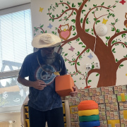 Ježečci - Povídání o včelkách s hostem