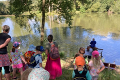 589b27d2-980b-414b-b10f-7b895f7985e8