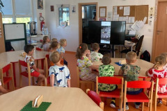 8959b7ba-613d-4986-a792-3caf36f98446