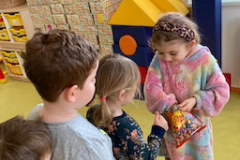 bb89b429-9f7b-4d0e-b404-a3f26e97560f