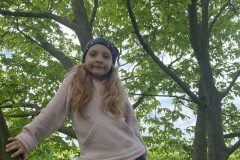 0118D427-6FD1-47B2-8E21-15643DDF3055