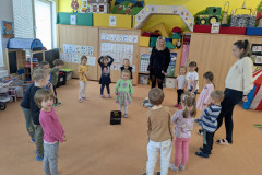 PXL_20251128_084553904