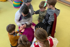 0963f327-fa7f-432d-9cfb-664997773056