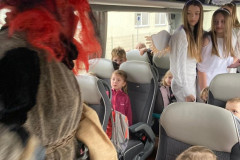 51ffd7ee-ef67-44f2-8691-08bf64f6670c-2