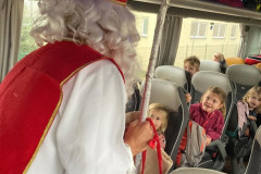 e77af2ec-0528-40e4-b9b5-d9af49548438