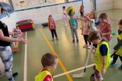 ea02c04c-0527-41f9-9c08-565adcdf74dd