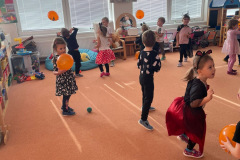 ef6d6c79-b5ad-4f05-92b3-ecbf30a27763