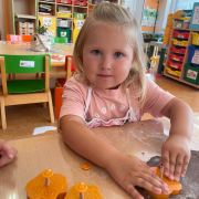 Motýlci - Podzimní pečení perníčků a šípkový čaj