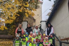 Motýlci - Vycházka do Kostelce u Křížku