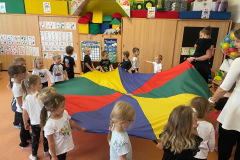 7758f8cd-8d25-4b27-a6b9-7b30a9dd69c2