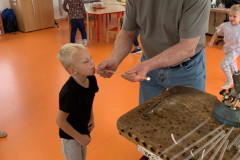 24b4d150-4fd1-452f-ab91-e5b493d3cc32