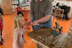 3679ab12-77d9-4ffe-ac24-f707d0c68081