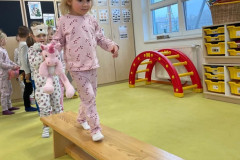 9ba7f09f-2acb-4257-b3d6-210dfefe2e9d