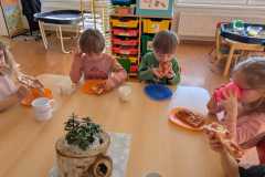 793f208c-e60c-4107-be7e-1297582c7942