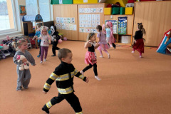 979ba24c-9390-49ca-82ae-75b4b19f6881