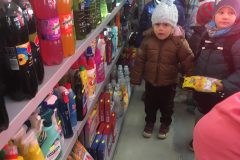 Včeličky - Vycházka do obchodu na Želivci