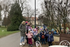 676927E9-1A26-4D0D-A8B0-6EF21A4380D5