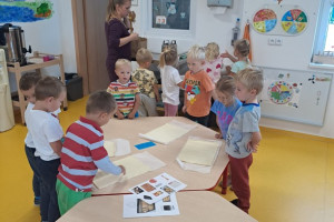 Veverky - Když stromy šeptají a zahrada zraje...