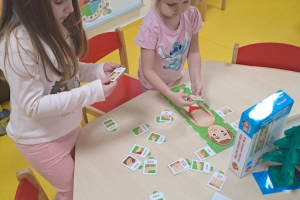 Veverky - Od hlavy až k patě, aneb kde mám kolínko a proč jíst zeleninu...