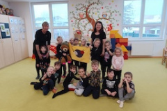 25f203c1-d939-400e-8714-d39608c61eb6