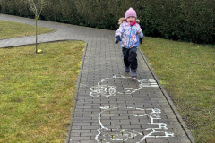 795bce27-9c8d-4cc5-aece-ed43d6bd3aba