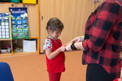 f266a5dc-9799-4189-a3ab-fbf52783a196